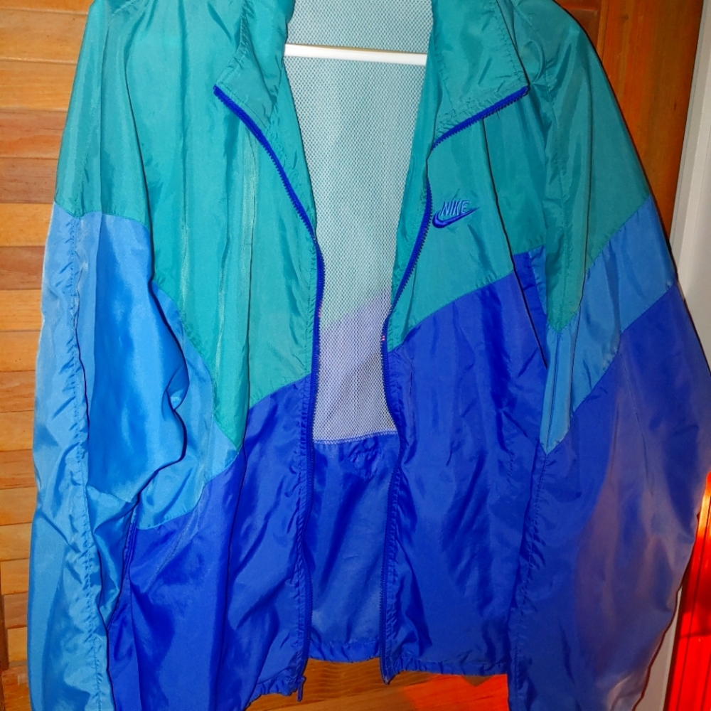 Vintage Nike Windbreaker - Picture 5 of 11